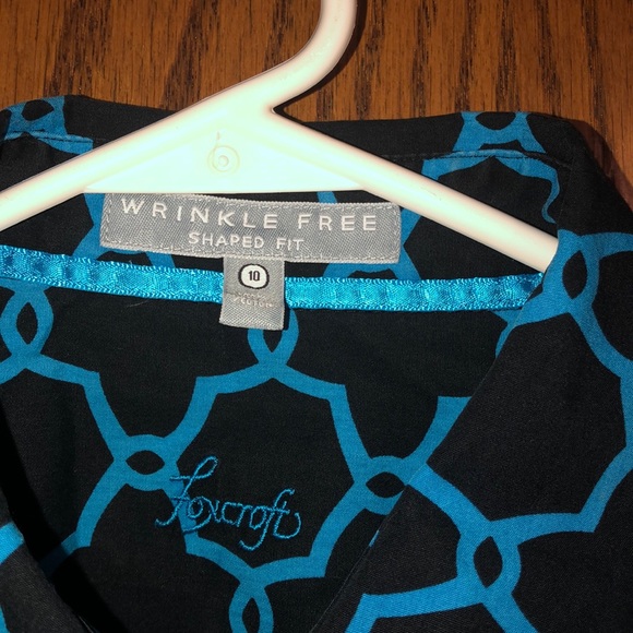 blouse - Picture 2 of 3